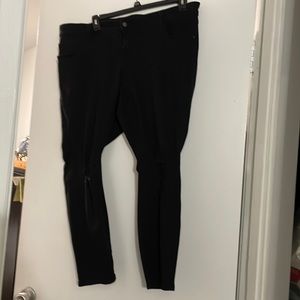 Used Black Rockstar Old Navy Pants Size 24